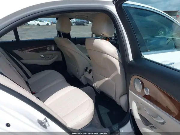 WDDZF4JB7HA108396 2017 MERCEDES-BENZ E-KLASSE - Image 8
