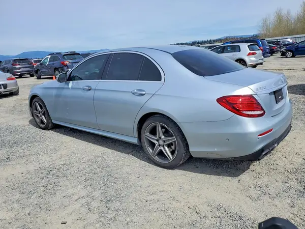 WDDZF4JB7HA111797 2017 MERCEDES-BENZ E-KLASSE - Image 2