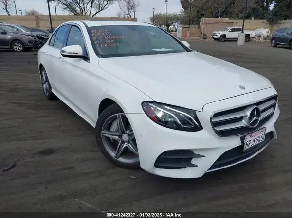 WDDZF4JB7HA164158 2017 MERCEDES-BENZ E-KLASSE - Image 1