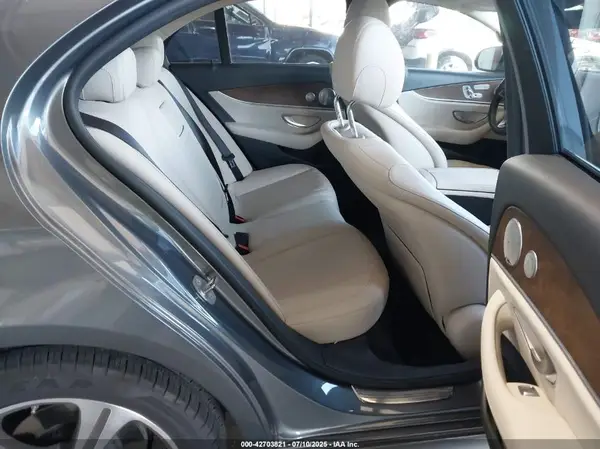 WDDZF4JB7HA288043 2017 MERCEDES-BENZ E-KLASSE - Image 8