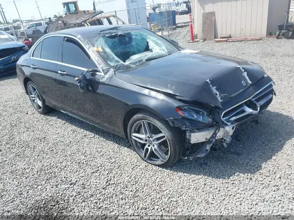WDDZF4JB7KA577172 2019 MERCEDES-BENZ E-KLASSE - Image 1