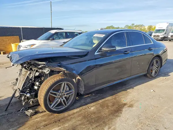 WDDZF4JB7KA594392 2019 MERCEDES-BENZ E-KLASSE - Image 1