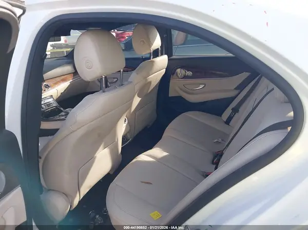 WDDZF4JB8HA012986 2017 MERCEDES-BENZ E-KLASSE - Image 8