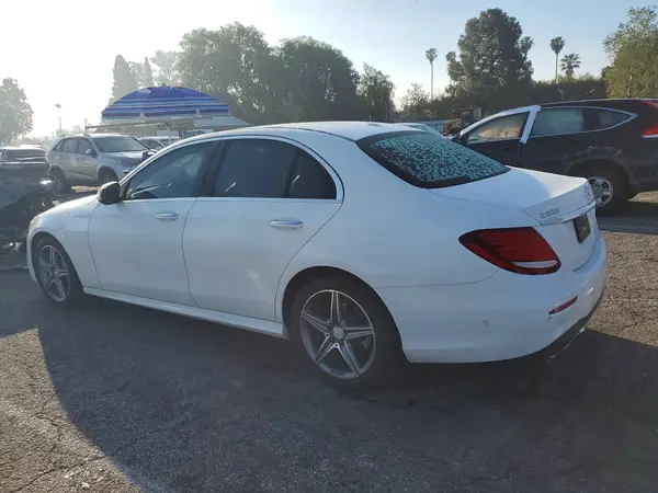 WDDZF4JB8HA020246 2017 MERCEDES-BENZ E-KLASSE - Image 2