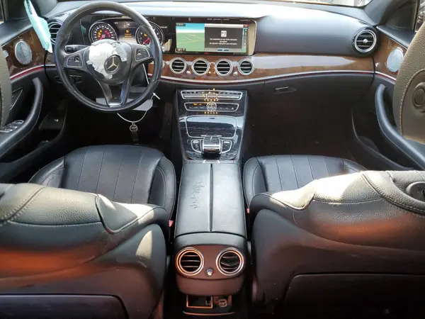 WDDZF4JB8HA025026 2017 MERCEDES-BENZ E-KLASSE - Image 8
