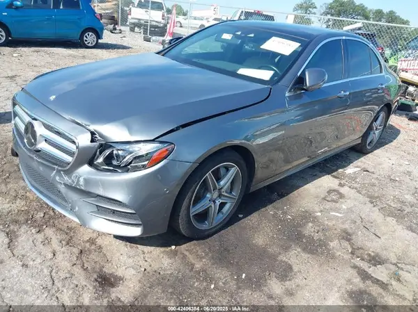WDDZF4JB8HA037189 2017 MERCEDES-BENZ E-KLASSE - Image 2