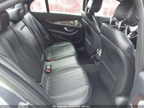 WDDZF4JB8HA038987 2017 MERCEDES-BENZ E-KLASSE - Image 8