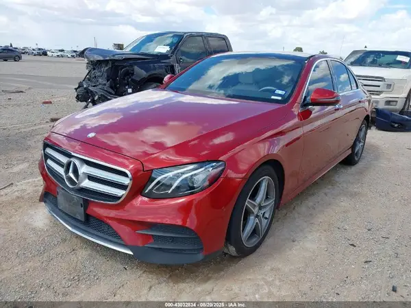 WDDZF4JB8HA043395 2017 MERCEDES-BENZ E-KLASSE - Image 2