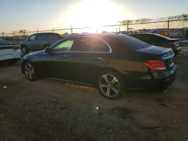 WDDZF4JB8HA066756 2017 MERCEDES-BENZ E-KLASSE - Image 2