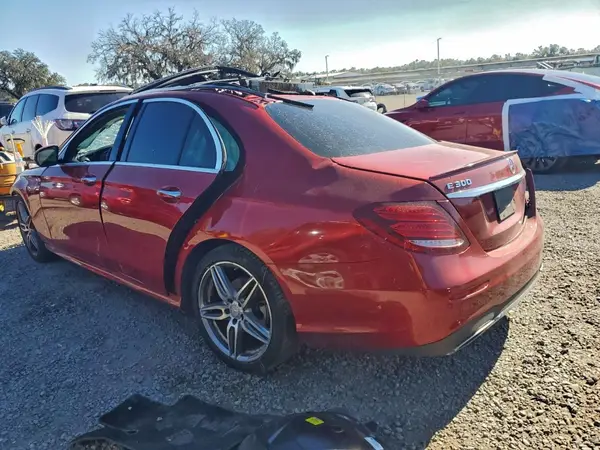 WDDZF4JB8HA084772 2017 MERCEDES-BENZ E-KLASSE - Image 2