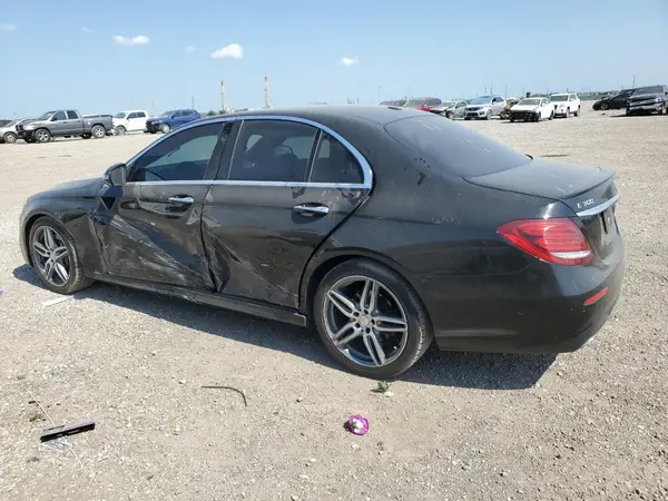 WDDZF4JB8HA106155 2017 MERCEDES-BENZ E-KLASSE - Image 2