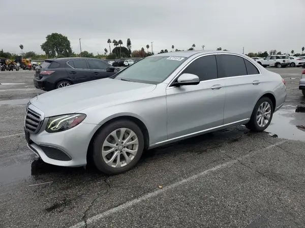 WDDZF4JB8HA208796 2017 MERCEDES-BENZ E-KLASSE