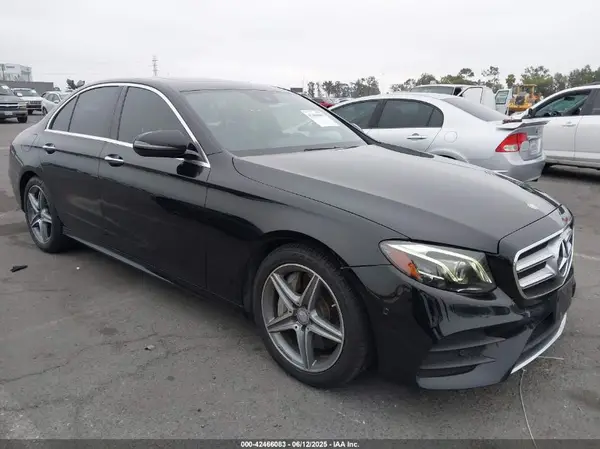 WDDZF4JB8HA221645 2017 MERCEDES-BENZ E-KLASSE - Image 1