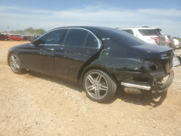 WDDZF4JB8HA227381 2017 MERCEDES-BENZ E-KLASSE - Image 2