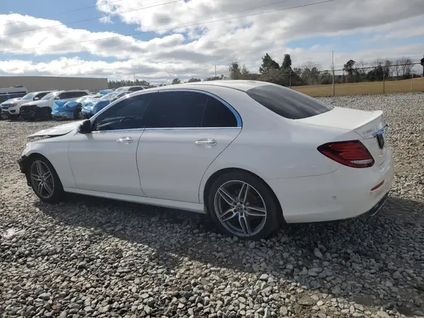WDDZF4JB8JA347736 2018 MERCEDES-BENZ E-KLASSE - Image 2