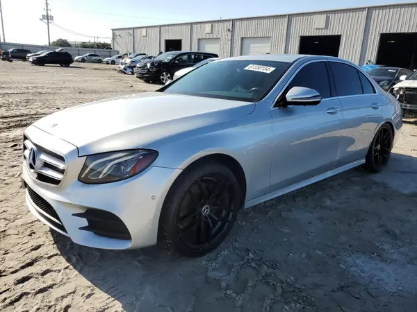 WDDZF4JB8KA489019 2019 MERCEDES-BENZ E-KLASSE - Image 1