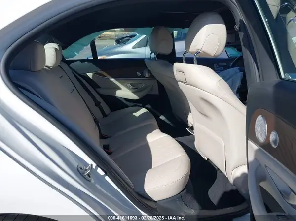 WDDZF4JB8KA505980 2019 MERCEDES-BENZ E-KLASSE - Image 8