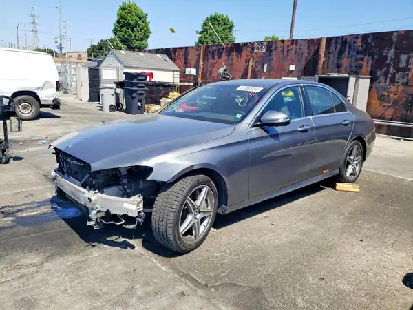 WDDZF4JB8KA522522 2019 MERCEDES-BENZ E-KLASSE - Image 1