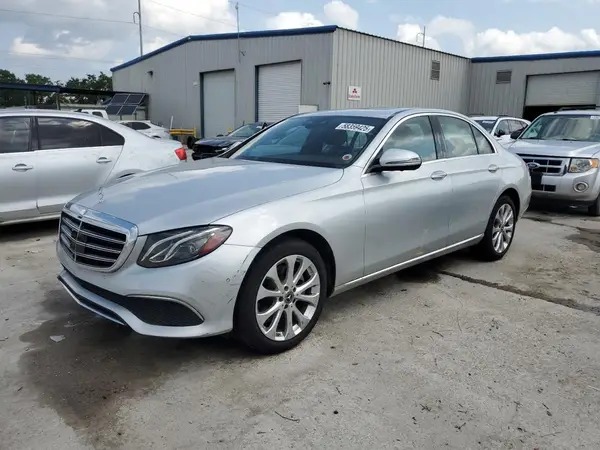WDDZF4JB8KA592425 2019 MERCEDES-BENZ E-KLASSE - Image 1