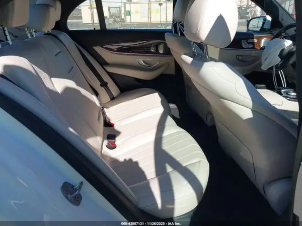 WDDZF4JB9HA032955 2017 MERCEDES-BENZ E-KLASSE - Image 8
