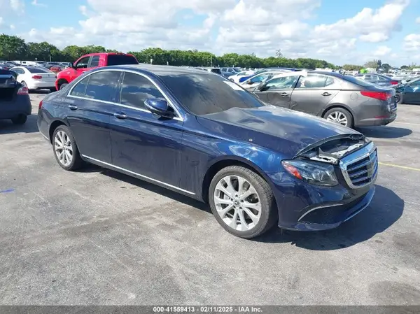 WDDZF4JB9HA087986 2017 MERCEDES-BENZ E-KLASSE - Image 1