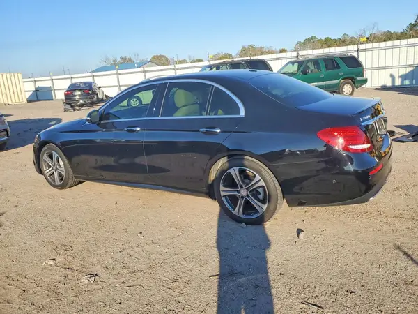 WDDZF4JB9HA093545 2017 MERCEDES-BENZ E-KLASSE - Image 2