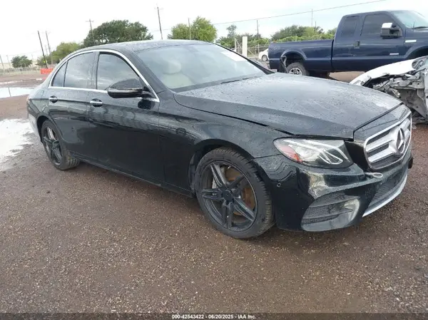 WDDZF4JB9HA097594 2017 MERCEDES-BENZ E-KLASSE - Image 1