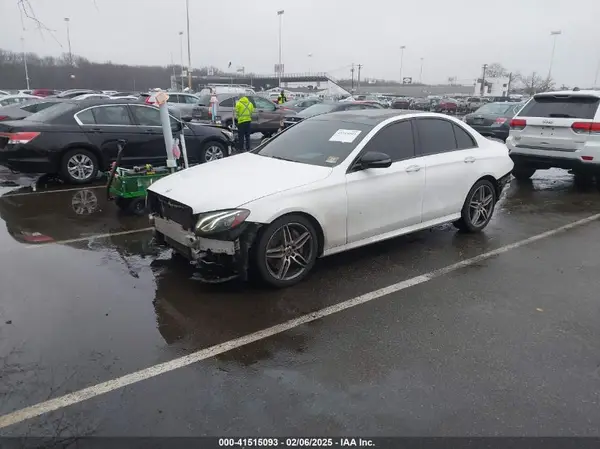 WDDZF4JB9HA107962 2017 MERCEDES-BENZ E-KLASSE - Image 2