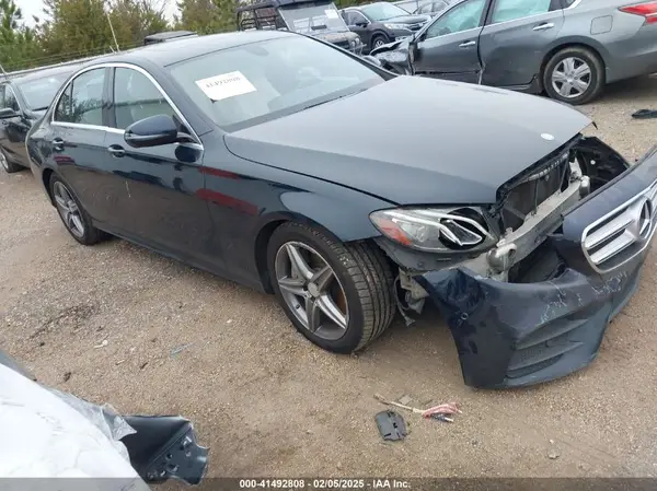 WDDZF4JB9HA131596 2017 MERCEDES-BENZ E-KLASSE - Image 1