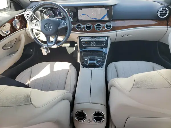 WDDZF4JB9HA139844 2017 MERCEDES-BENZ E-KLASSE - Image 8