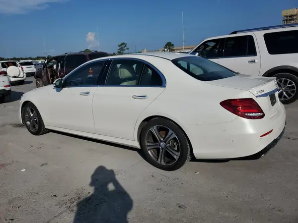 WDDZF4JB9HA152304 2017 MERCEDES-BENZ E-KLASSE - Image 2