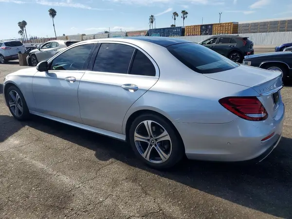 WDDZF4JB9HA166624 2017 MERCEDES-BENZ E-KLASSE - Image 2