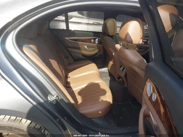 WDDZF4JB9HA196867 2017 MERCEDES-BENZ E-KLASSE - Image 8