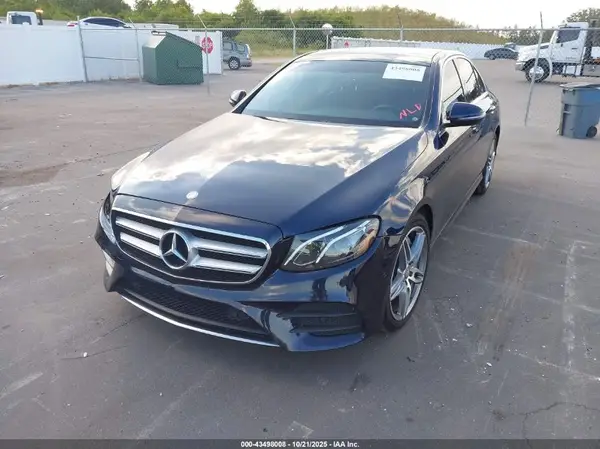 WDDZF4JB9HA218107 2017 MERCEDES-BENZ E-KLASSE - Image 2