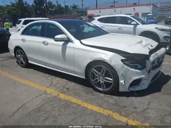 WDDZF4JB9HA220536 2017 MERCEDES-BENZ E-KLASSE