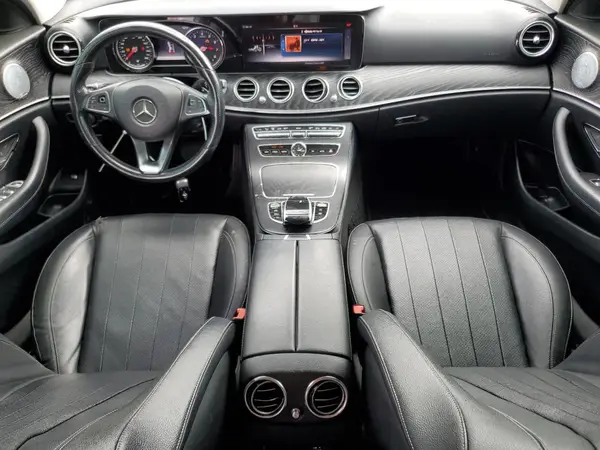 2018 MERCEDES-BENZ E-KLASSE auction photo 8