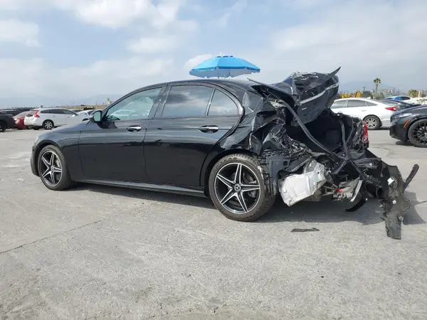 WDDZF4JB9KA517202 2019 MERCEDES-BENZ E-KLASSE - Image 2