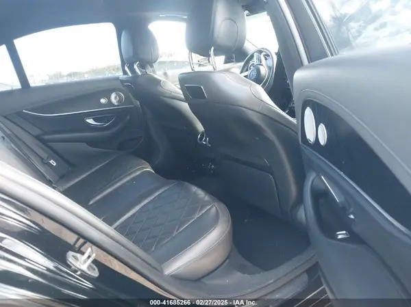 WDDZF4JB9KA586634 2019 MERCEDES-BENZ E-KLASSE - Image 8