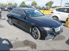 WDDZF4JB9KA685566 2019 MERCEDES-BENZ E-KLASSE