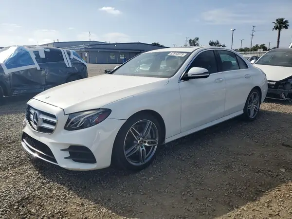 WDDZF4JB9KA685891 2019 MERCEDES-BENZ E-KLASSE - Image 1