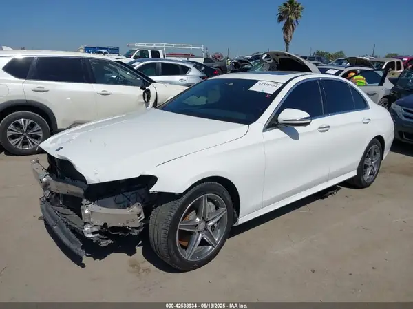 WDDZF4JBXHA009233 2017 MERCEDES-BENZ E-KLASSE - Image 2