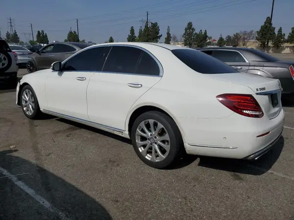 WDDZF4JBXHA069223 2017 MERCEDES-BENZ E-KLASSE - Image 2