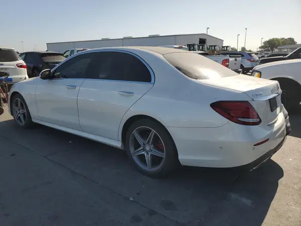 WDDZF4JBXHA069593 2017 MERCEDES-BENZ E-KLASSE - Image 2