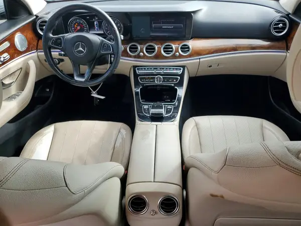 WDDZF4JBXHA084367 2017 MERCEDES-BENZ E-KLASSE - Image 8
