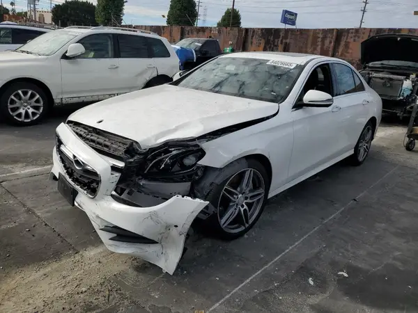 WDDZF4JBXHA095692 2017 MERCEDES-BENZ E-KLASSE - Image 1