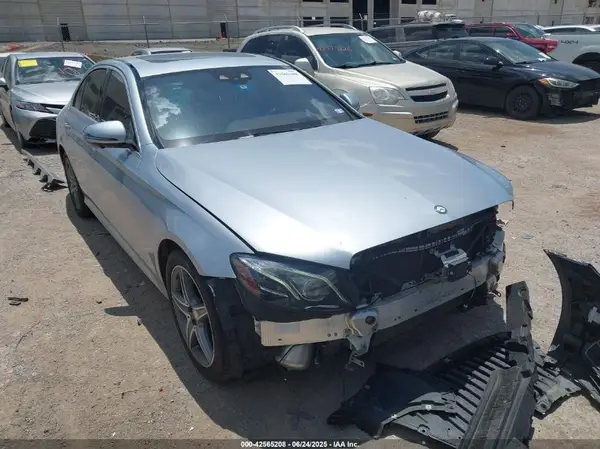 WDDZF4JBXHA096986 2017 MERCEDES-BENZ E-KLASSE - Image 1