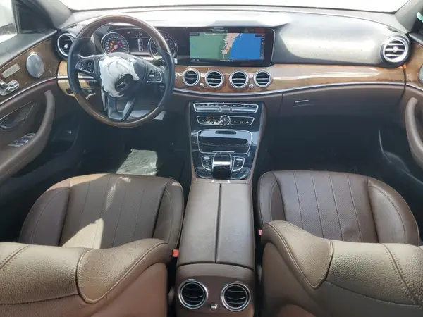 WDDZF4JBXHA133888 2017 MERCEDES-BENZ E-KLASSE - Image 8