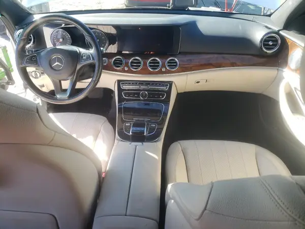 WDDZF4JBXJA329500 2018 MERCEDES-BENZ E-KLASSE - Image 8