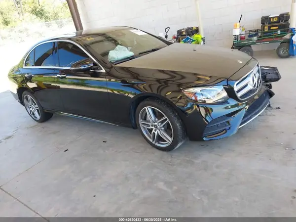 WDDZF4JBXJA349973 2018 MERCEDES-BENZ E-KLASSE - Image 1