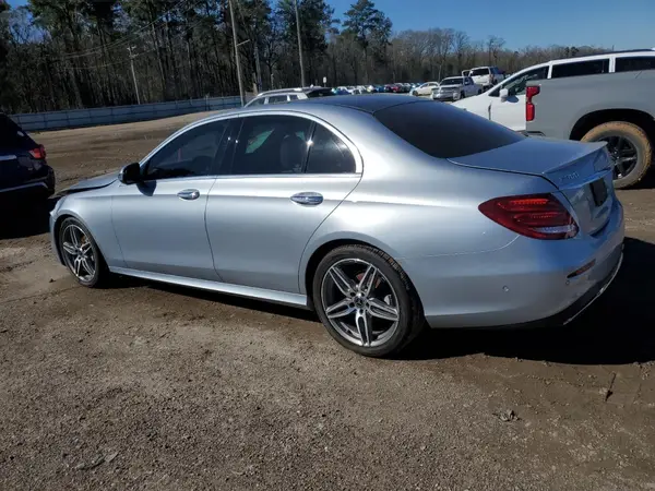 WDDZF4JBXJA372153 2018 MERCEDES-BENZ E-KLASSE - Image 2